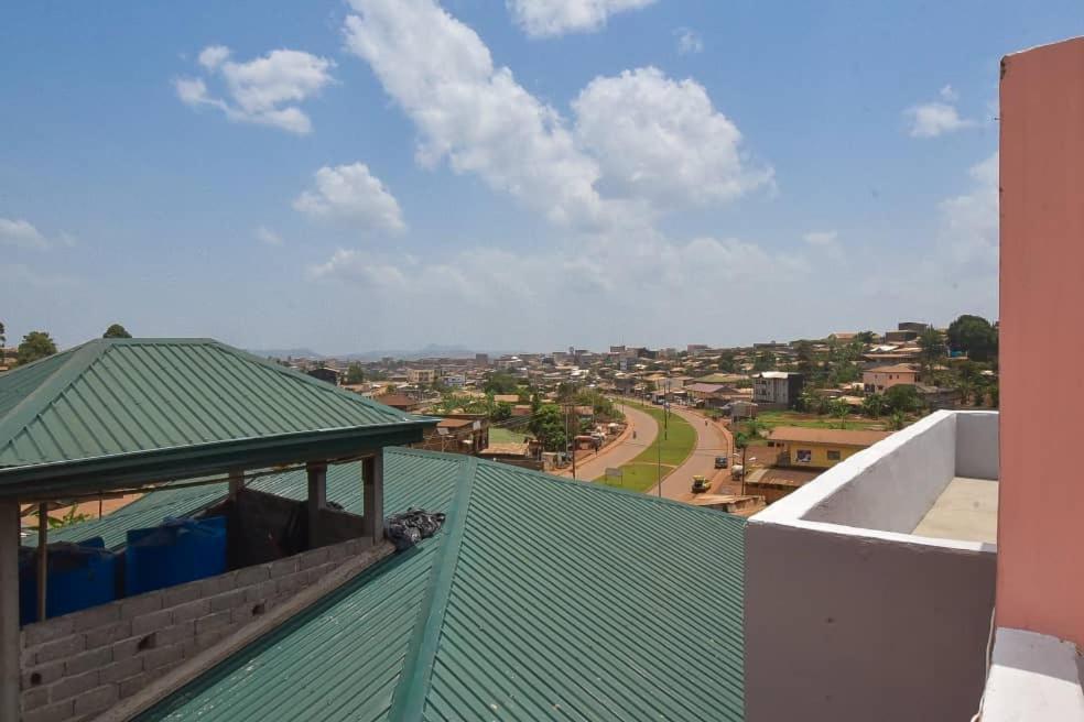 Appartements Neuf De Haut Standing Dm & Ng A Bafoussam Extérieur photo