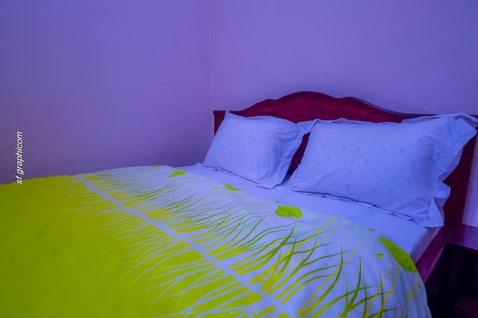 Appartements Neuf De Haut Standing Dm & Ng A Bafoussam Extérieur photo